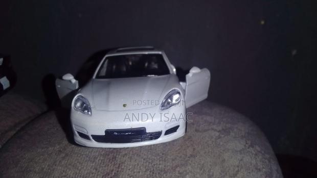 Diecast Toy Cars Collection - thumbnail 9