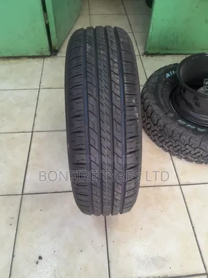 235/55r19 Boto