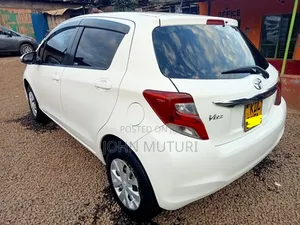 Toyota Vitz 2015 White
