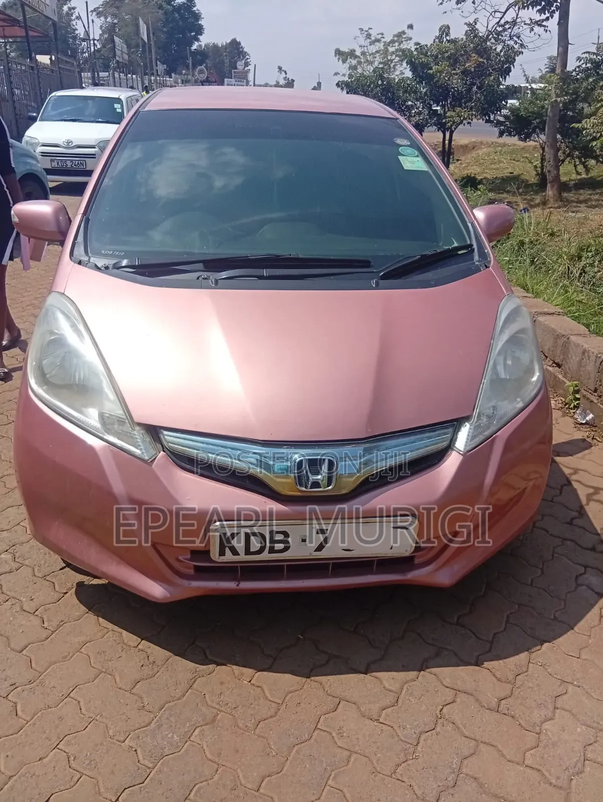 Honda Fit 2013 Pink