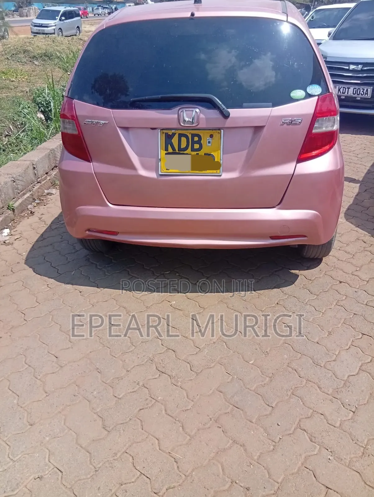 Honda Fit 2013 Pink