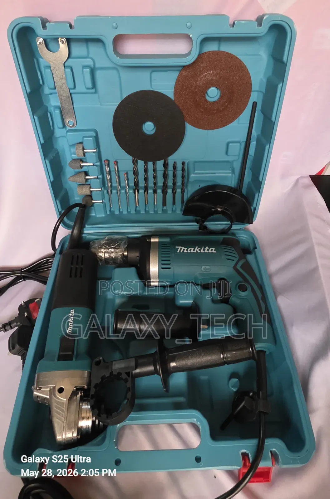 Makita Drill and Grinder Combo Set