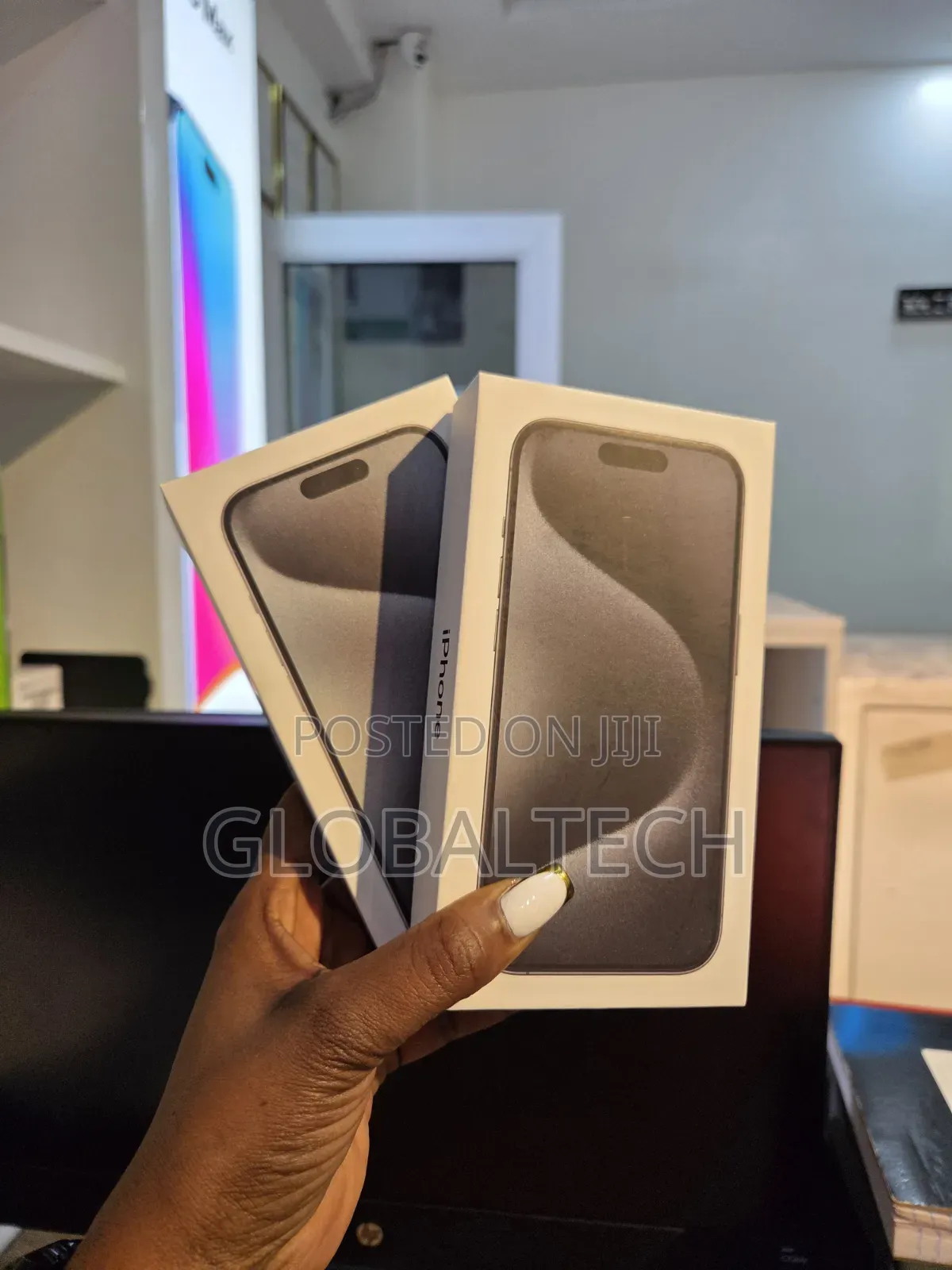 New Apple iPhone 15 Pro 256 GB Black