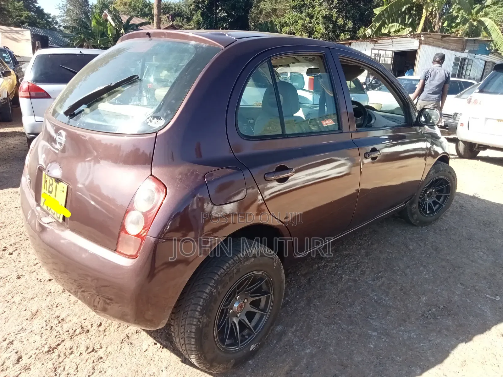 Nissan March 2006 Maroon