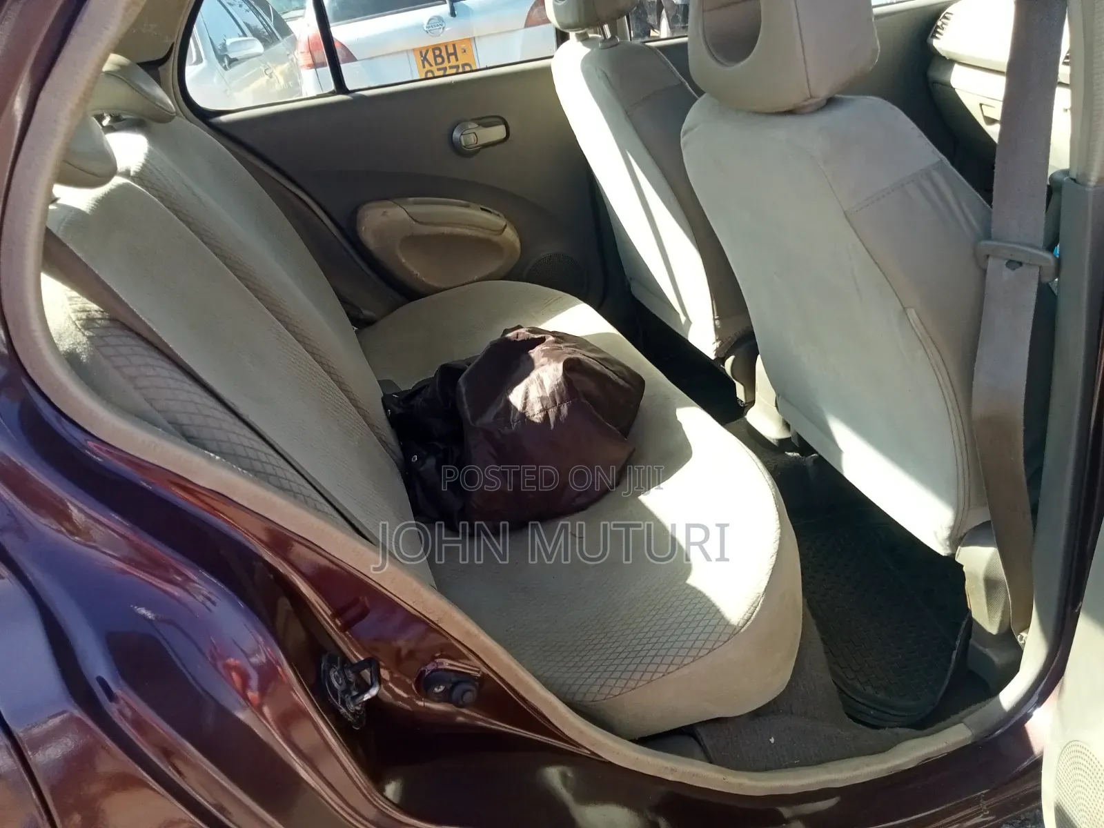Nissan March 2006 Maroon