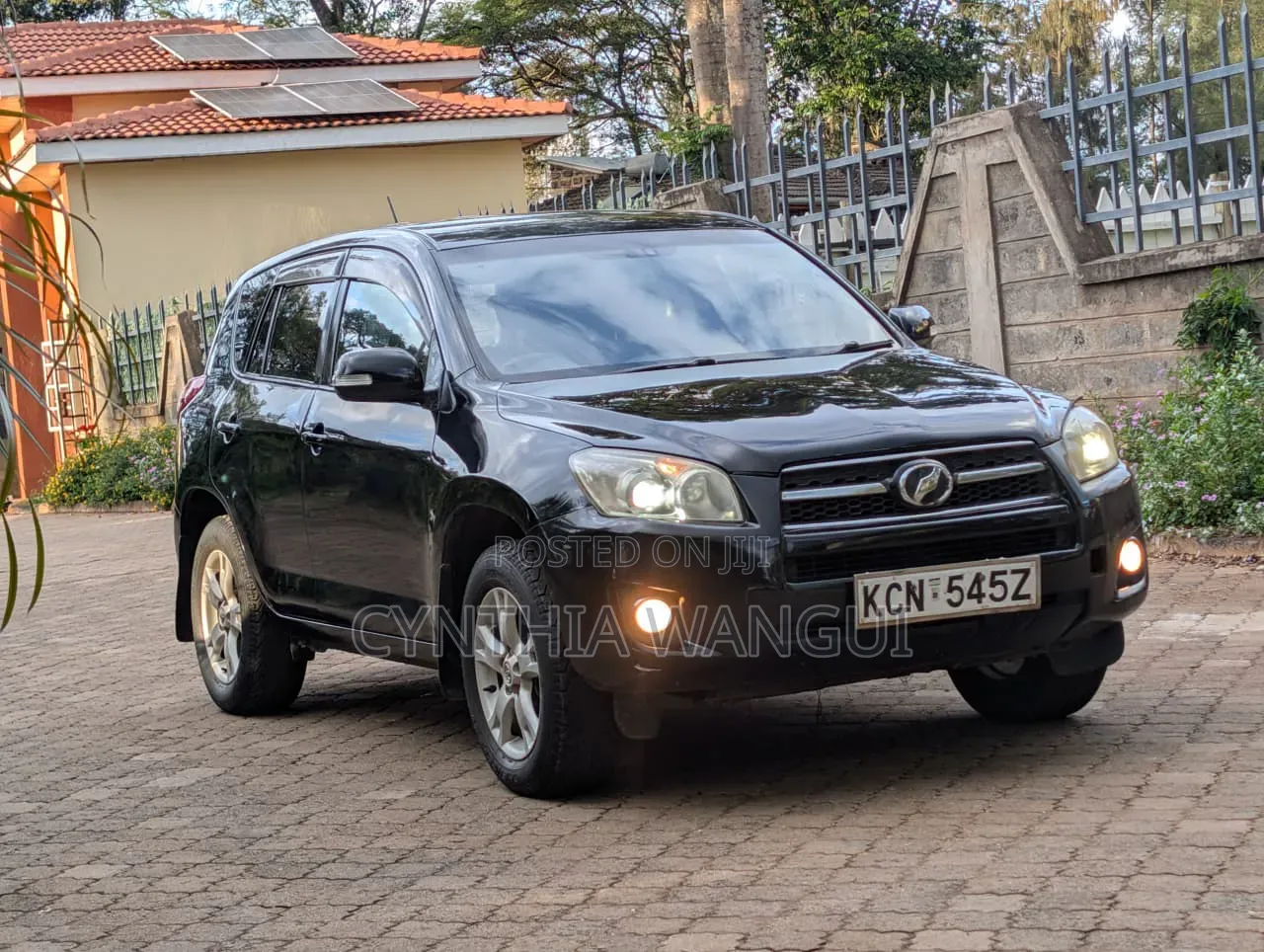 Toyota RAV4 2010 Black