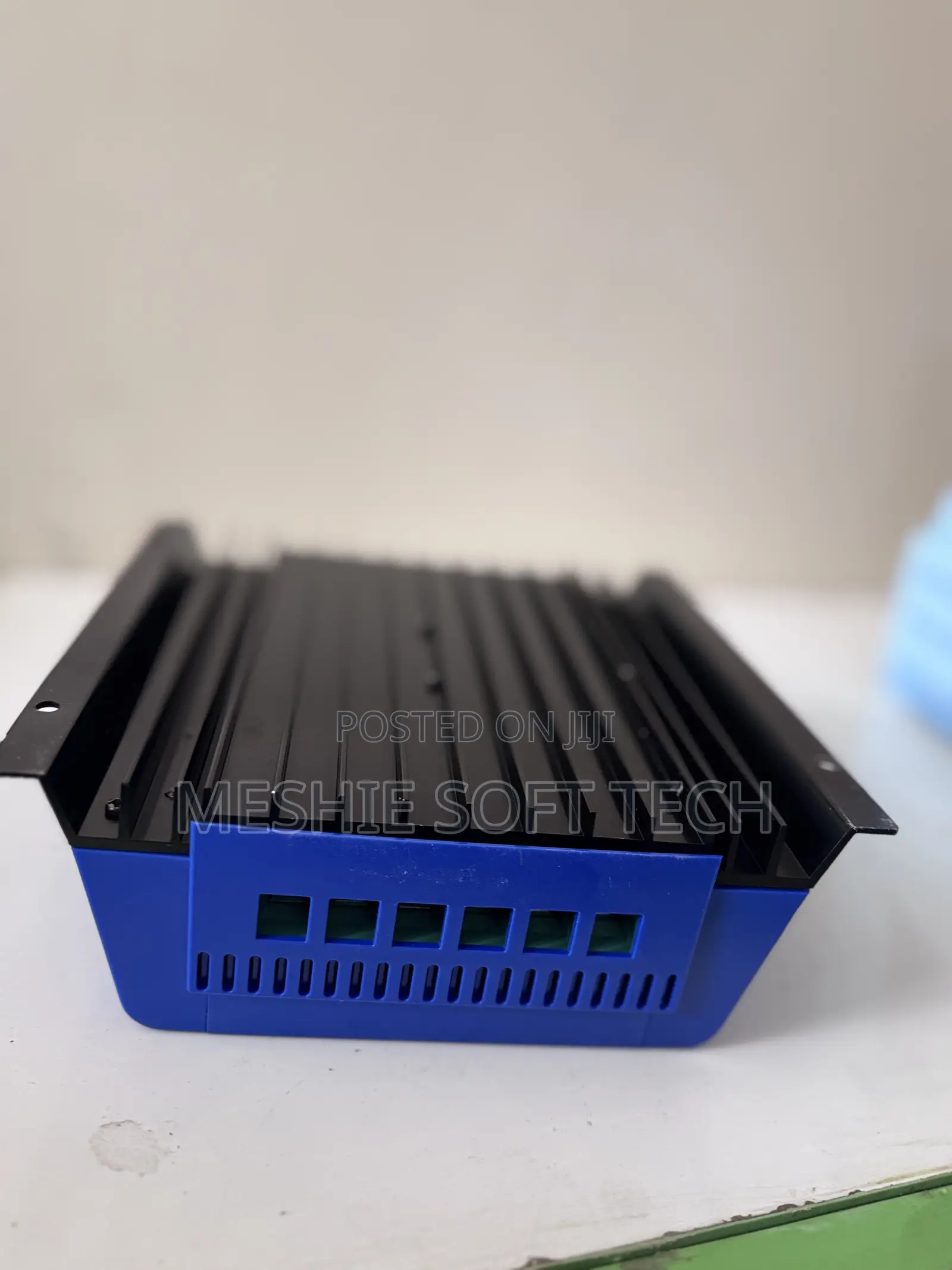 MPPT Charge Controller 40a