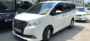Toyota Noah 2017 White