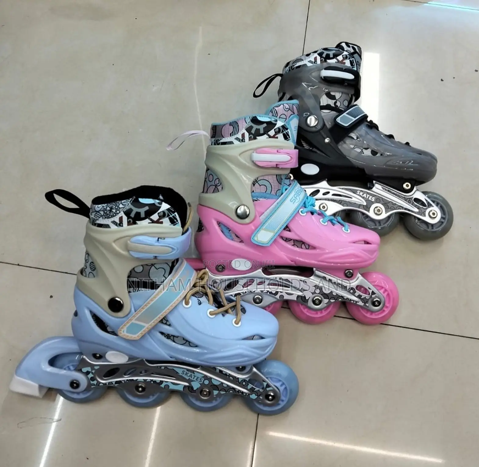 Skate Shoes With Rubber Wheels From Size 30 to 38