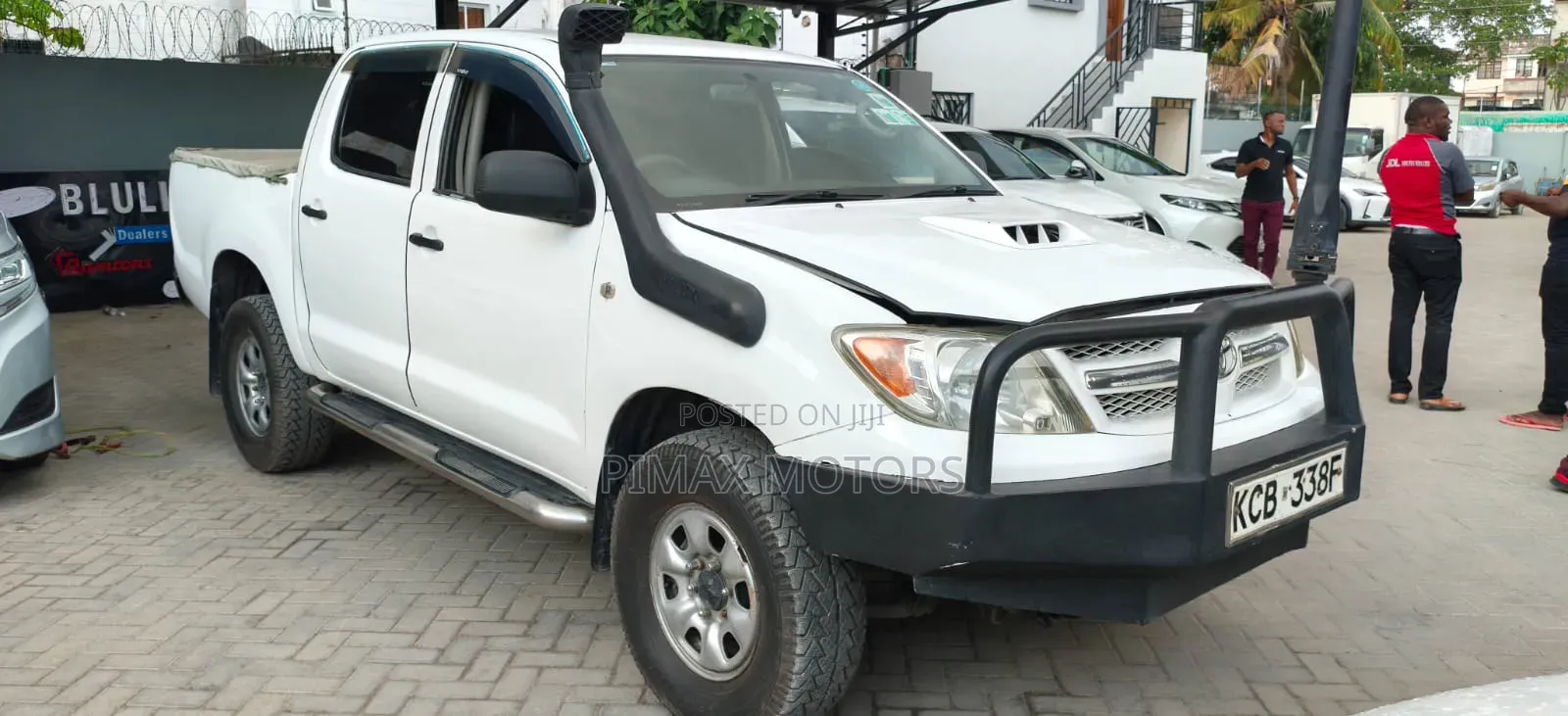 Toyota Hilux 2008 White