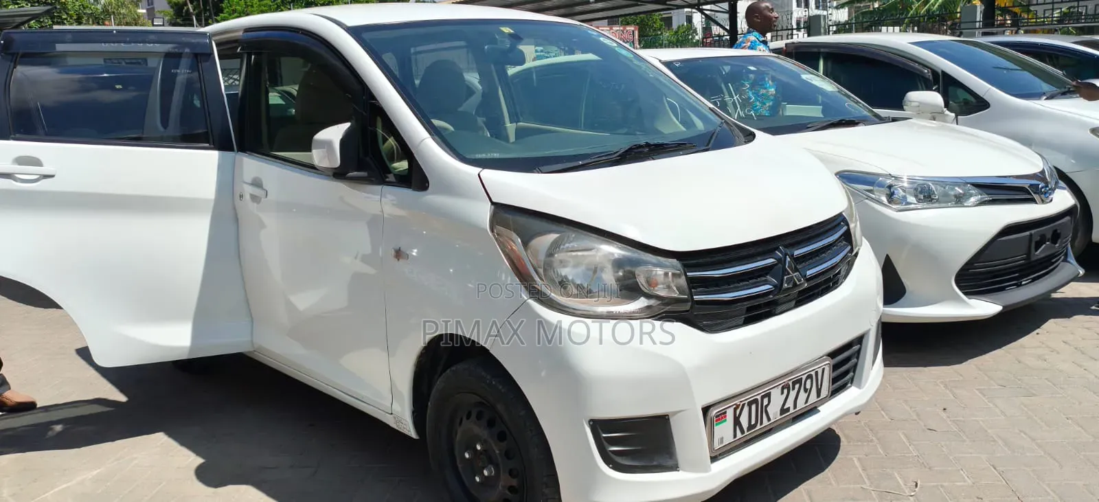 Mitsubishi EK Wagon 2017 White