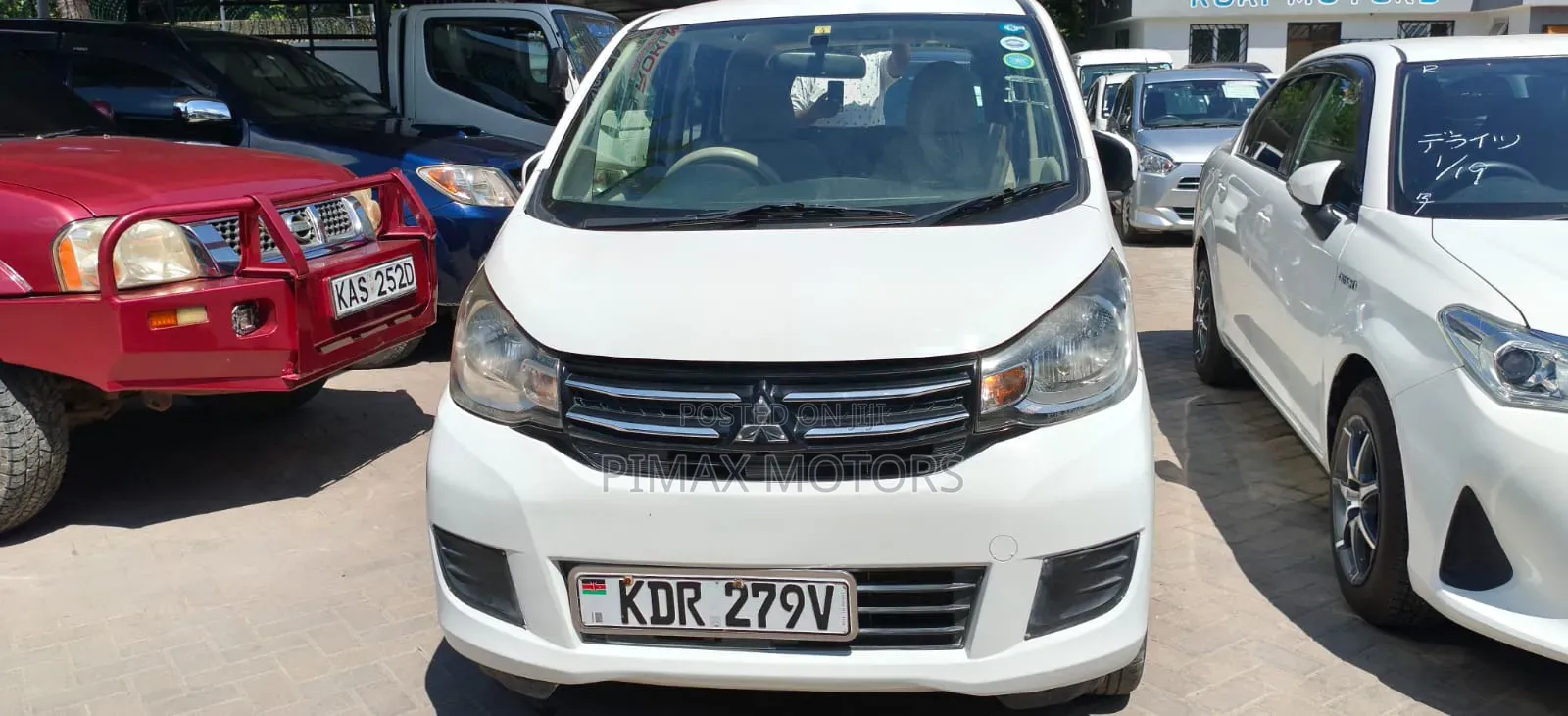 Mitsubishi EK Wagon 2017 White