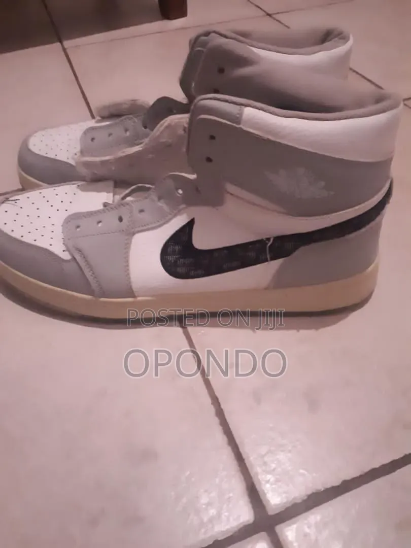 Jordan 1's