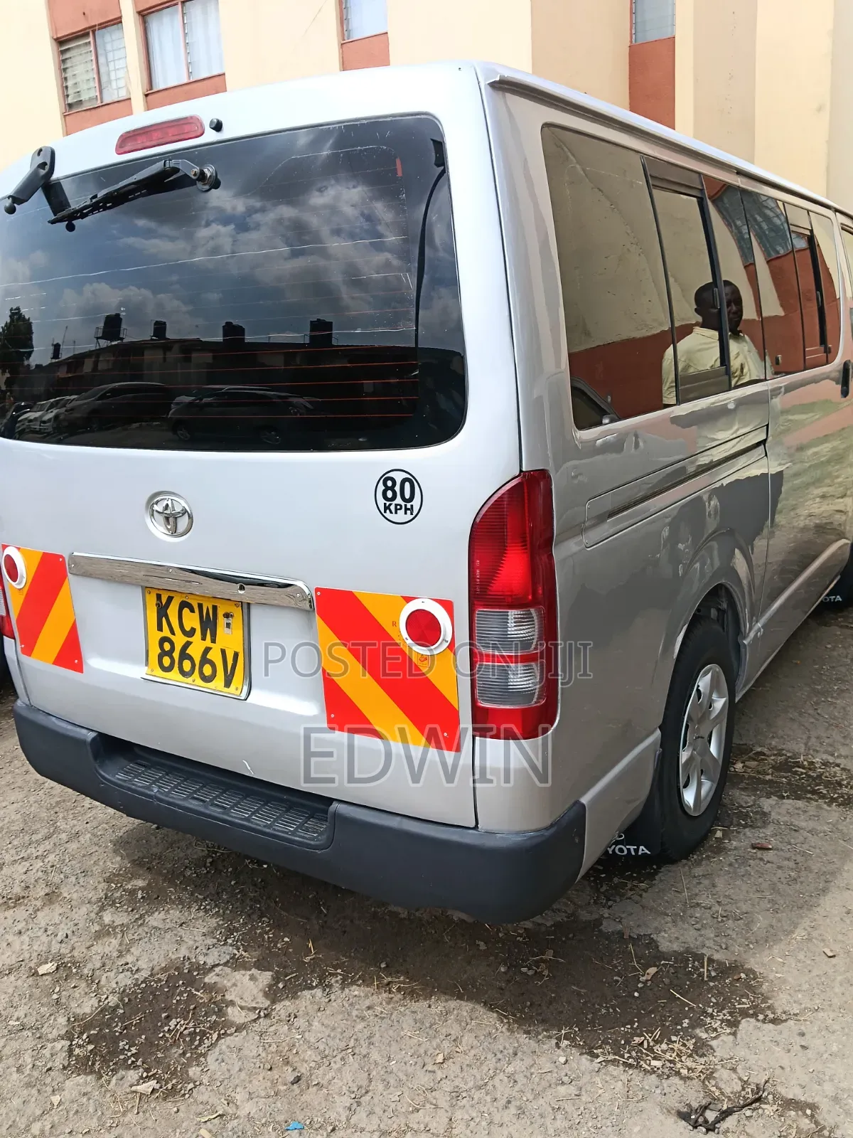 Toyota HiAce 2013 Silver