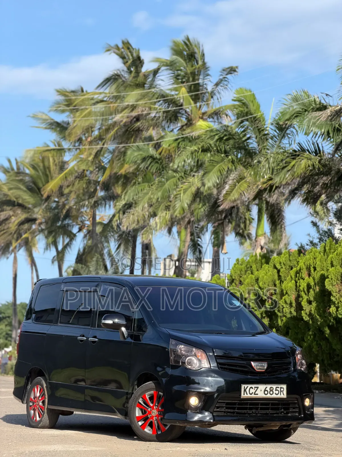 Toyota Noah 2013 Black