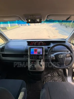 Toyota Noah 2013 Black