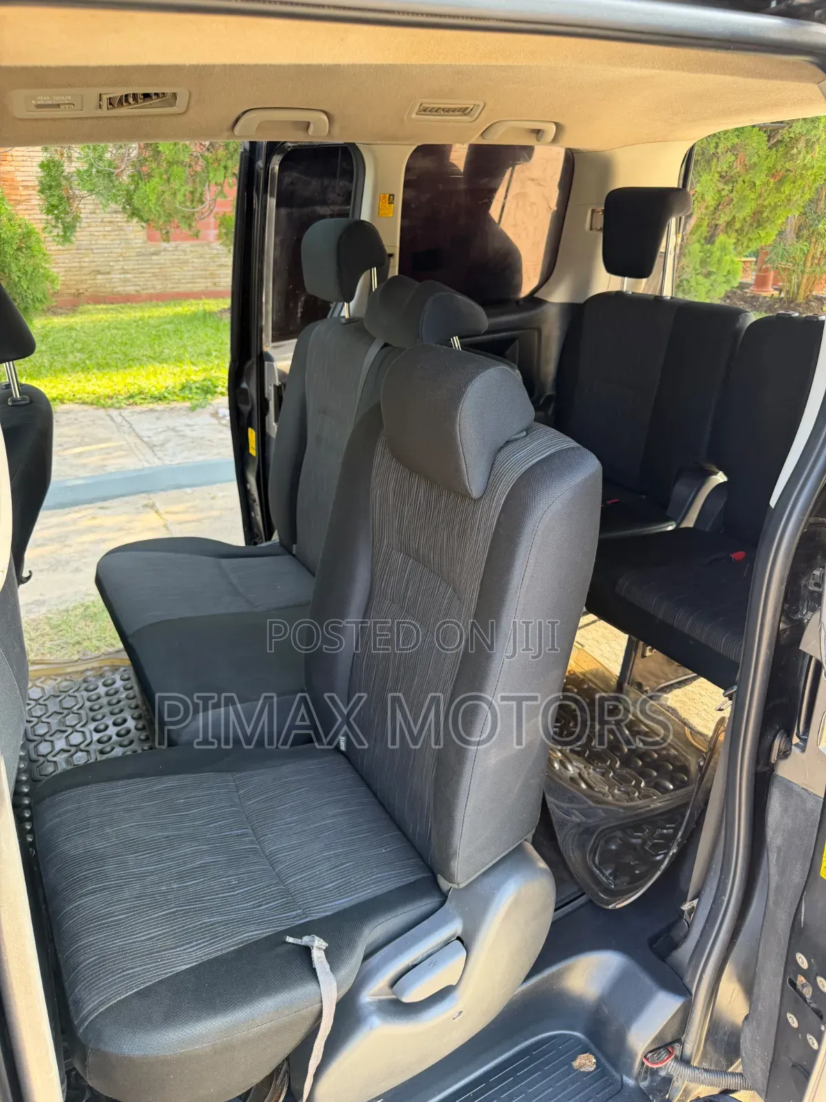 Toyota Noah 2013 Black