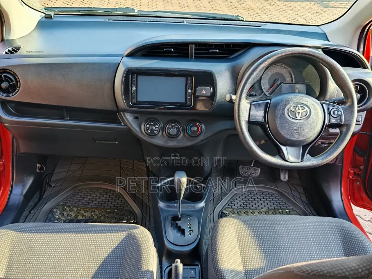 Toyota Vitz 2018 Orange