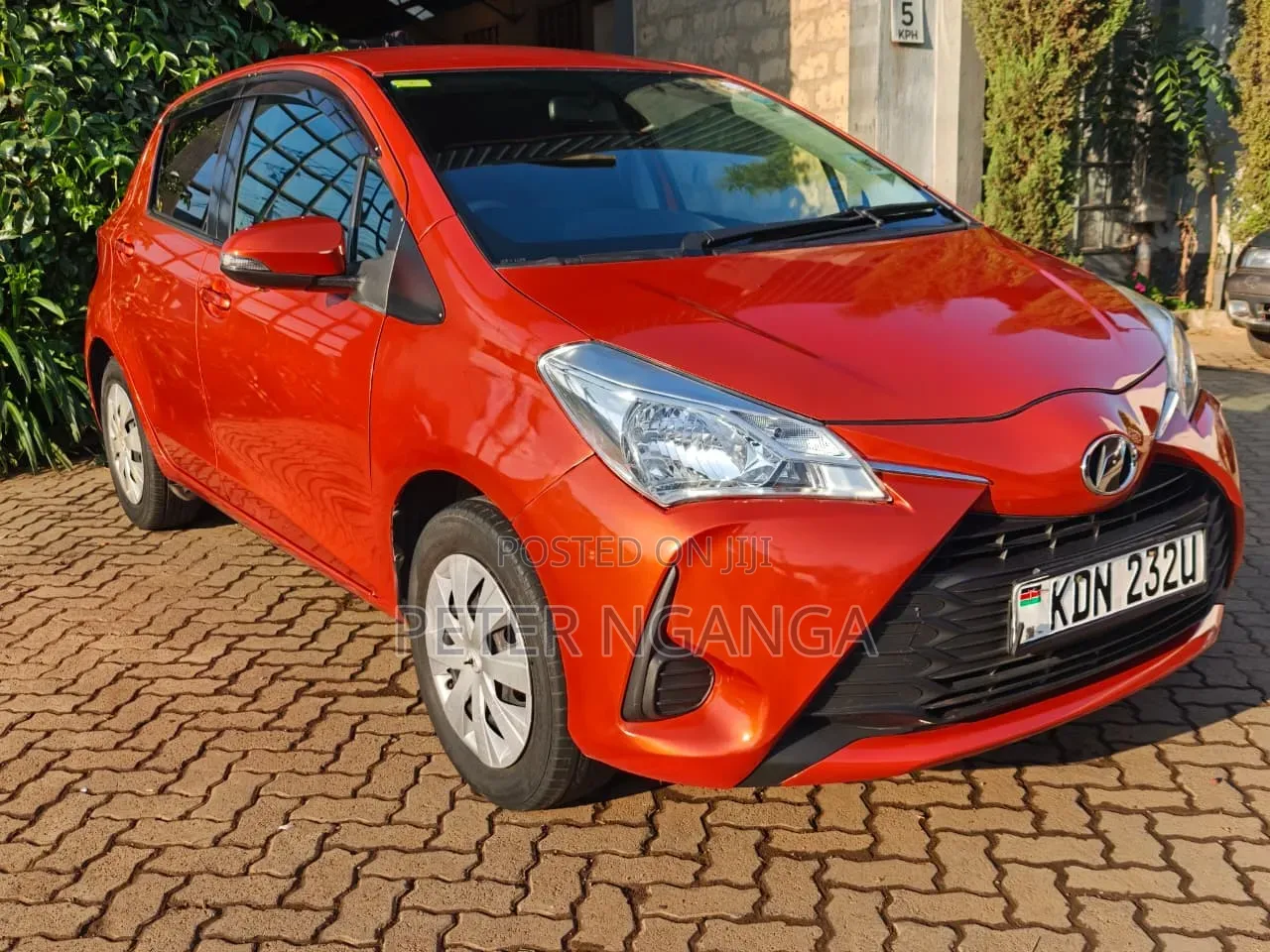 Toyota Vitz 2018 Orange