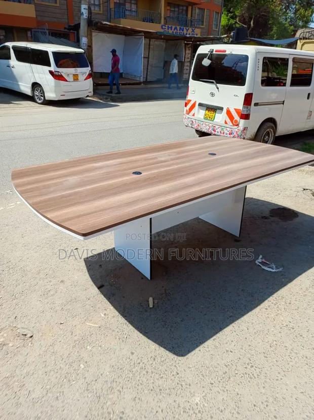 Large Rectangular Table - thumbnail 2
