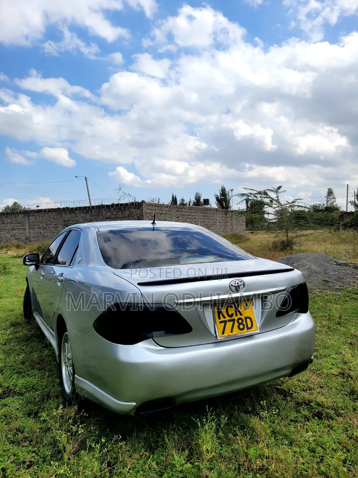 Toyota Crown 2009 Silver