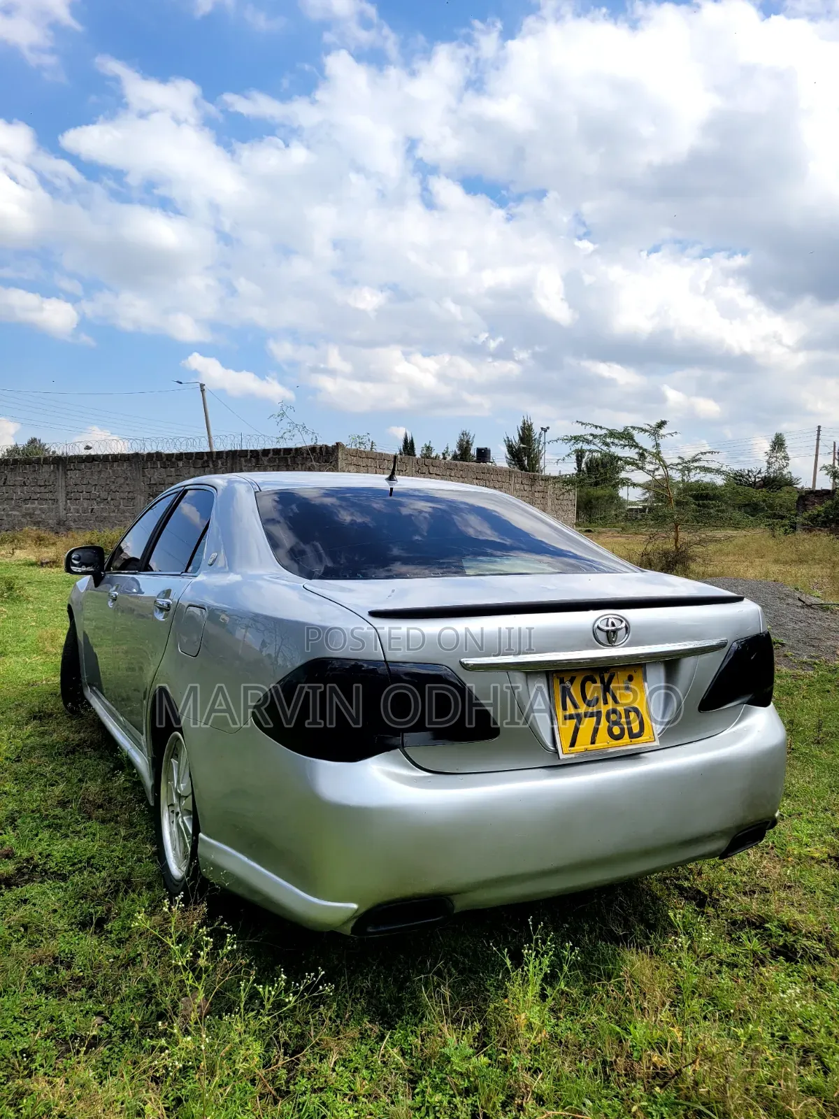 Toyota Crown 2009 Silver