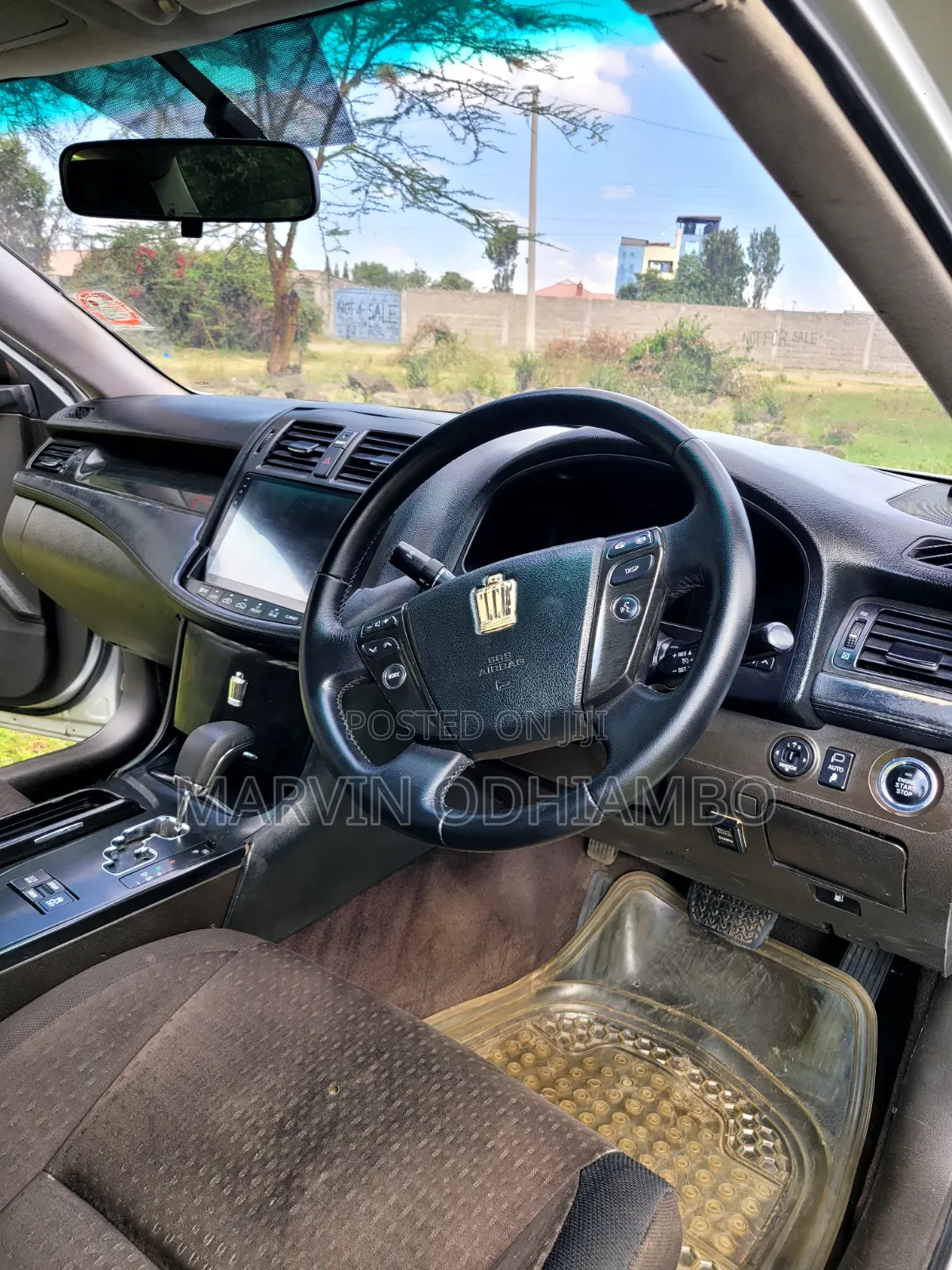 Toyota Crown 2009 Silver