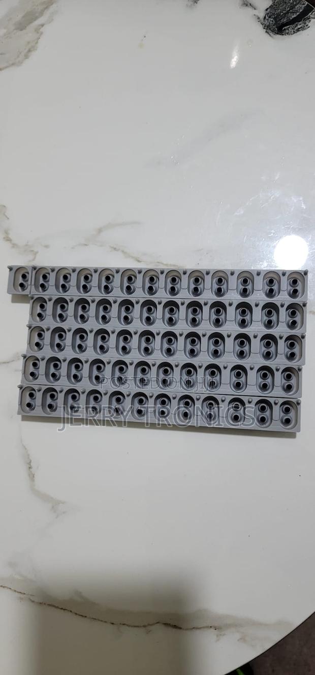 Yamaha Psr Sx 600 Rubbers - thumbnail 2