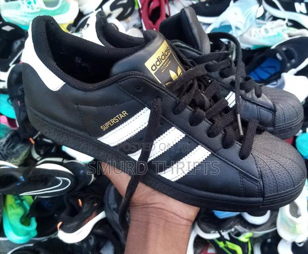 Adidas Superstar
