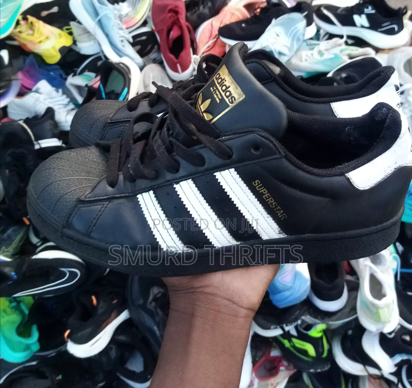 Adidas Superstar