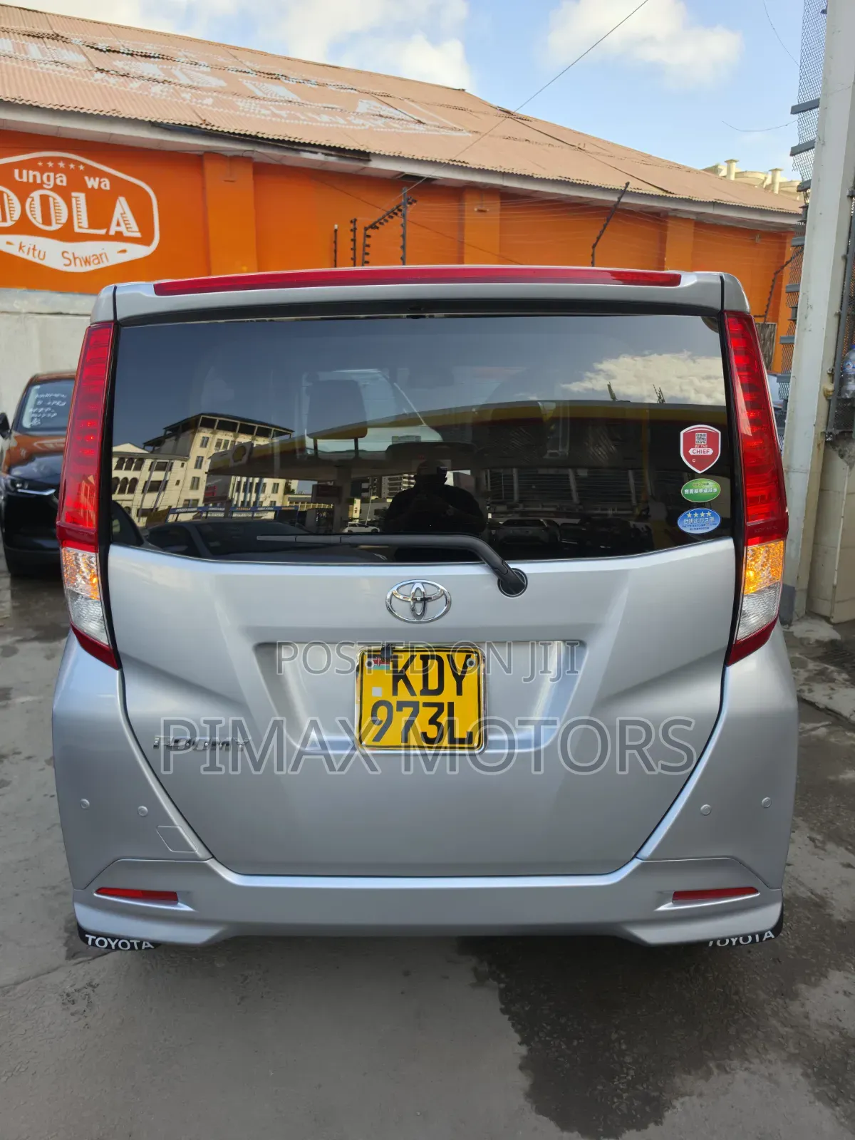 Toyota Roomy 2019 Silver