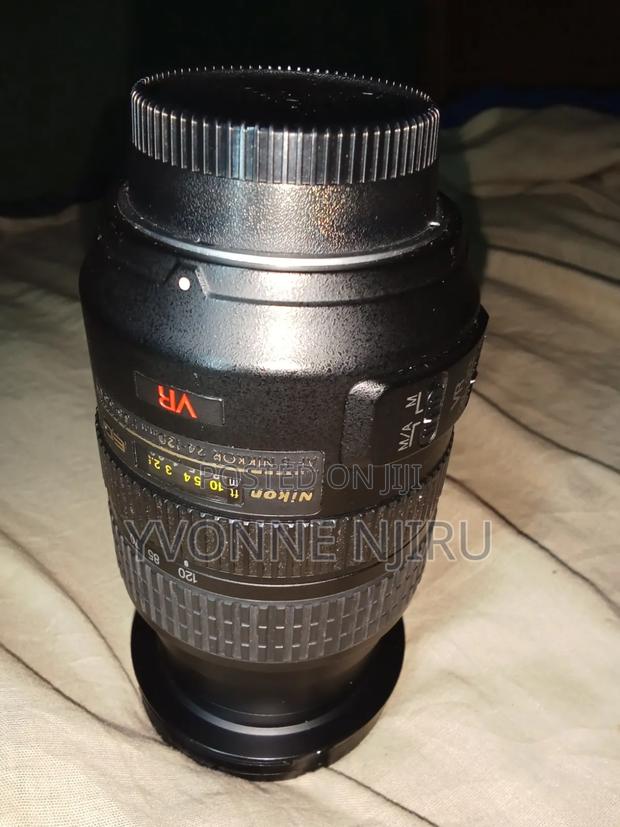 Kit Lens + 24-200mm Lens + Memory Card - thumbnail 8