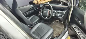 Toyota Sienta 2014 Silver