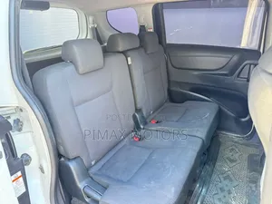 Toyota Sienta 2016 White