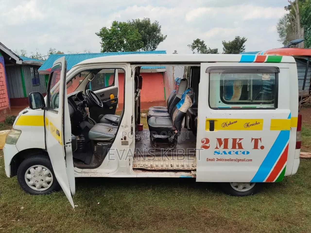 Toyota HiAce 2019 White