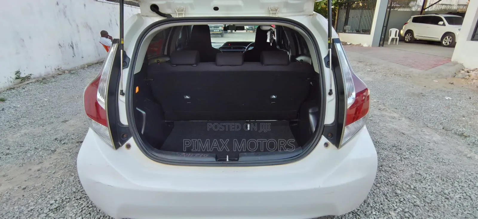 Toyota Aqua 2016 White