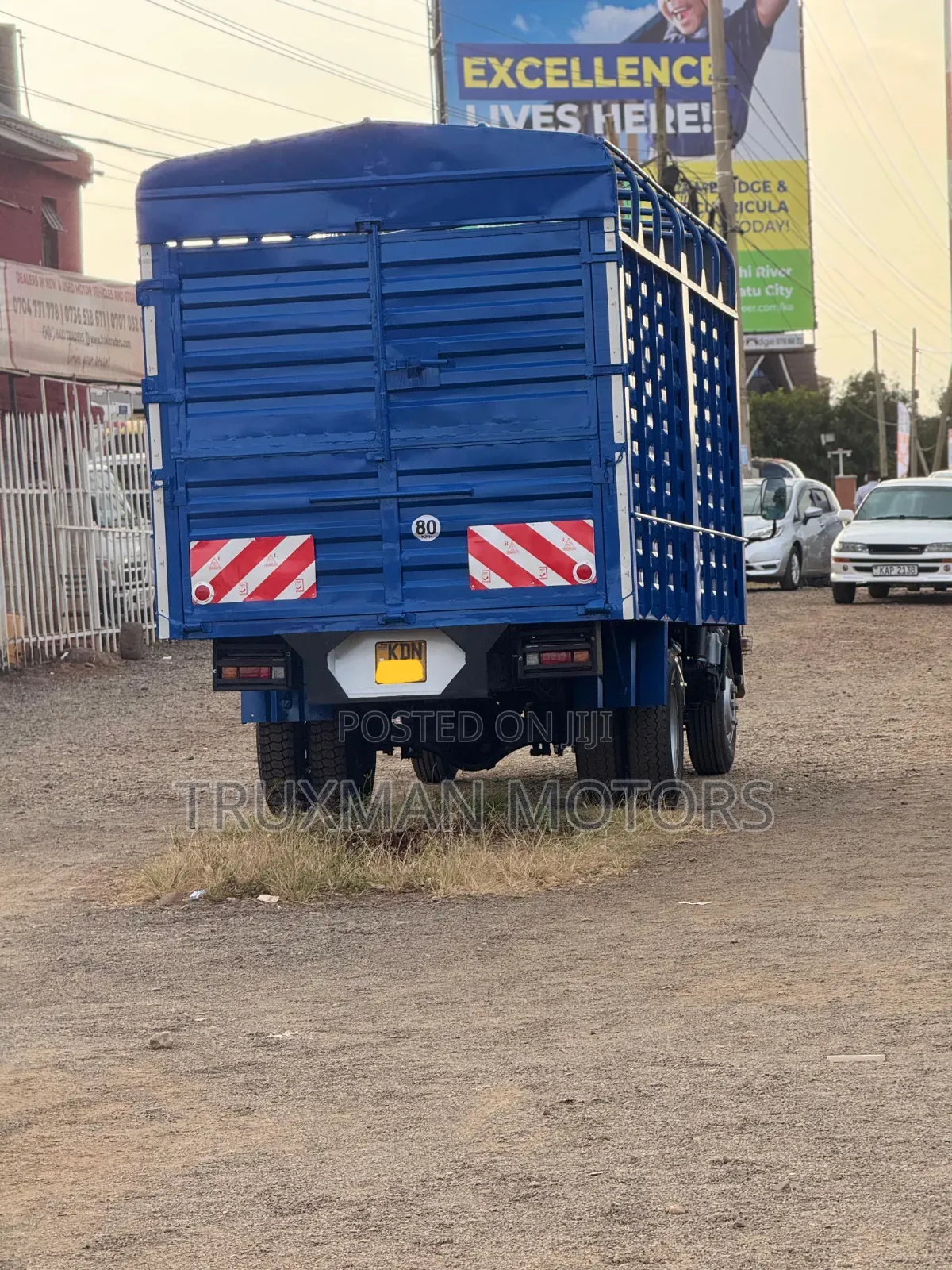 Isuzu NQR Open 2023 White
