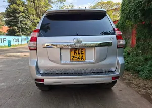 Toyota Land Cruiser Prado 2015 Silver