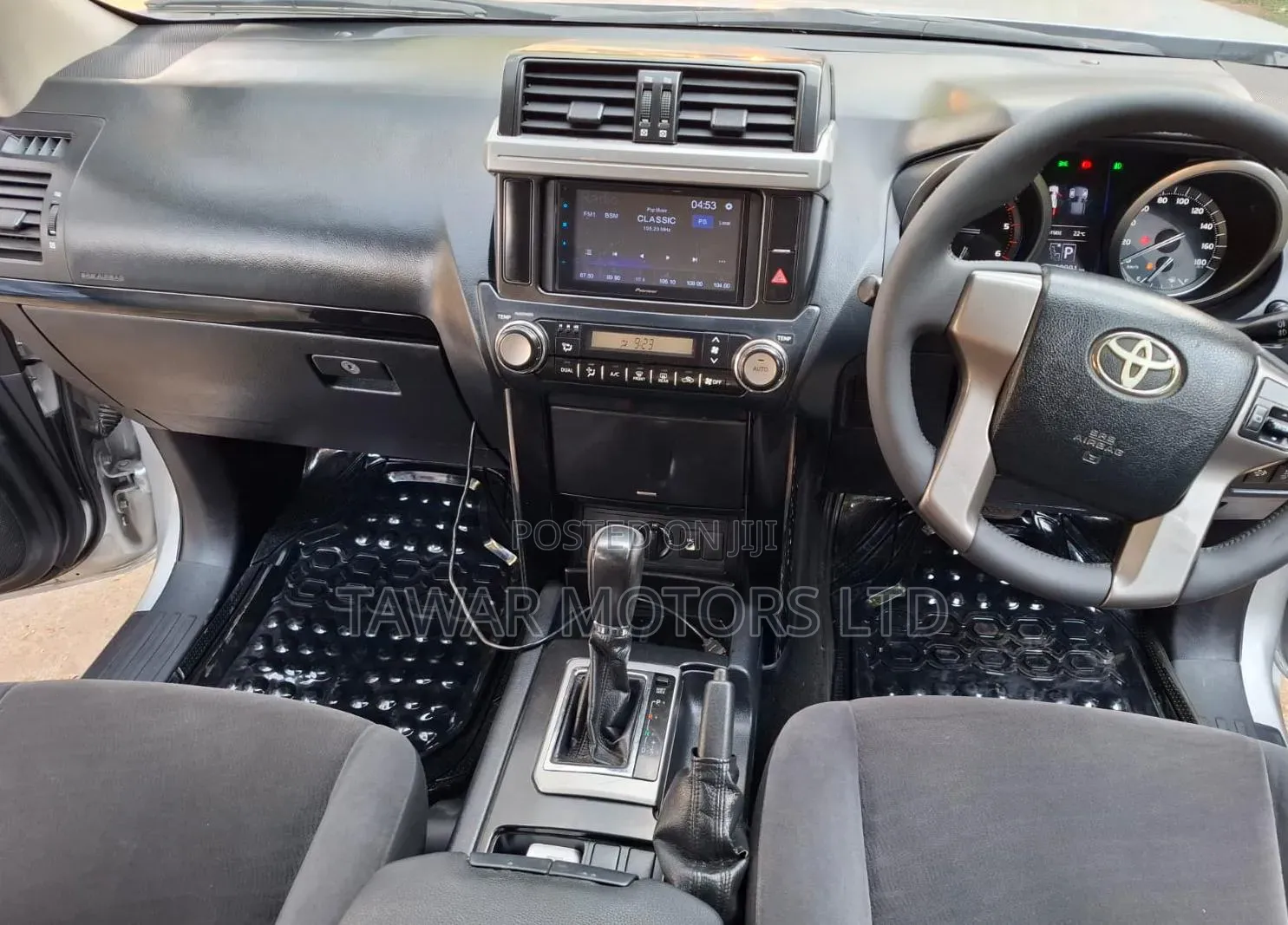Toyota Land Cruiser Prado 2015 Silver
