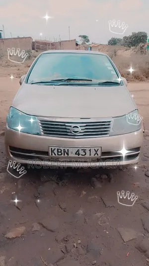 Nissan Liberty 2004 Beige