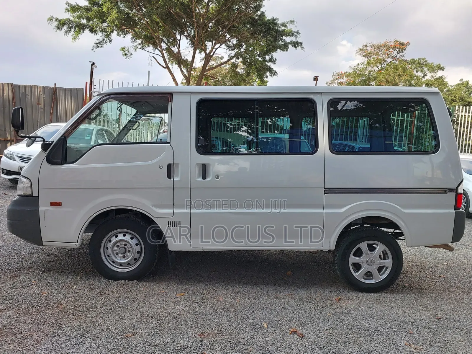 Mazda Bongo 2013 White