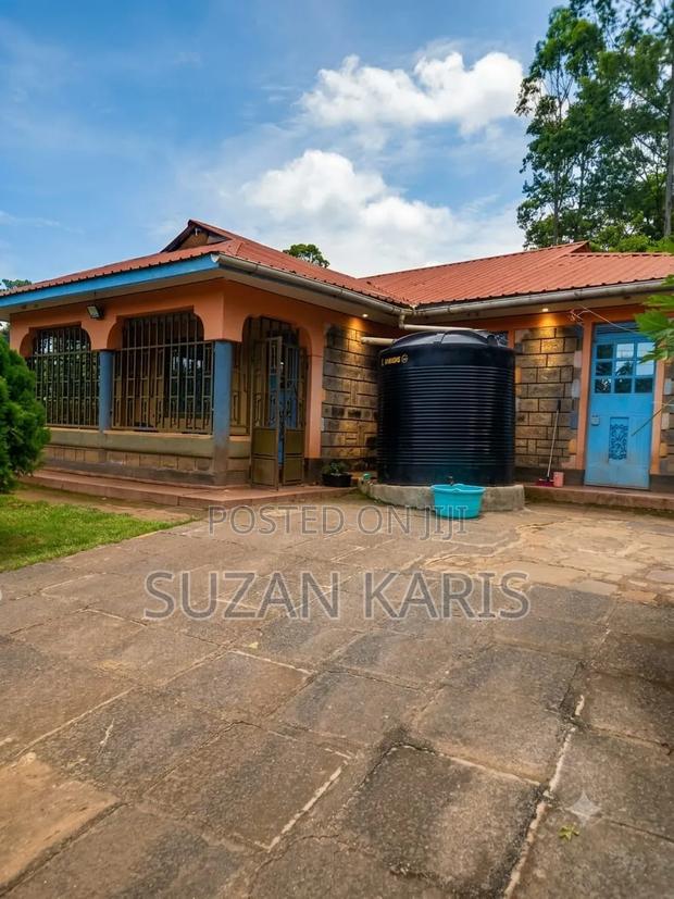 5bdrm Mansion in Riverside, Kitutu Central for sale - main view
