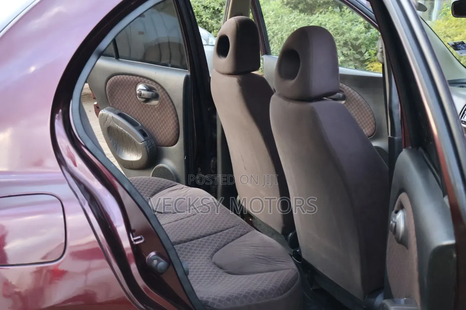 Nissan March 2010 Maroon