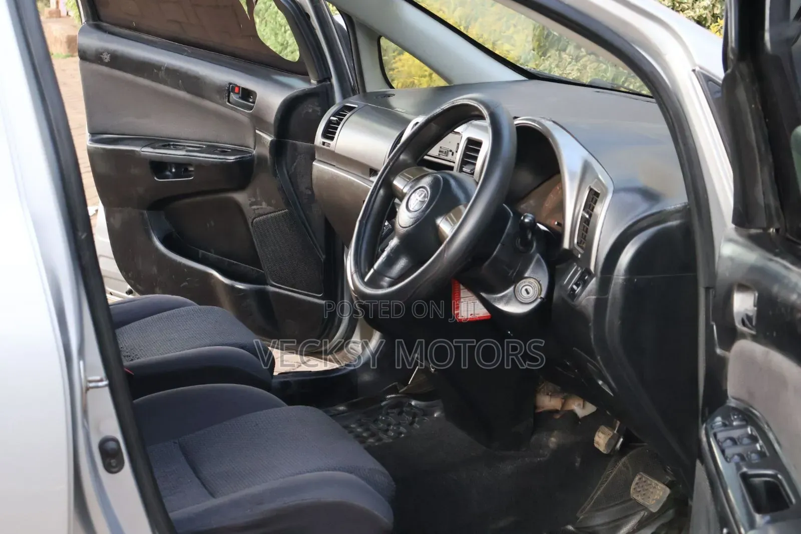 Toyota Wish 2003 Silver