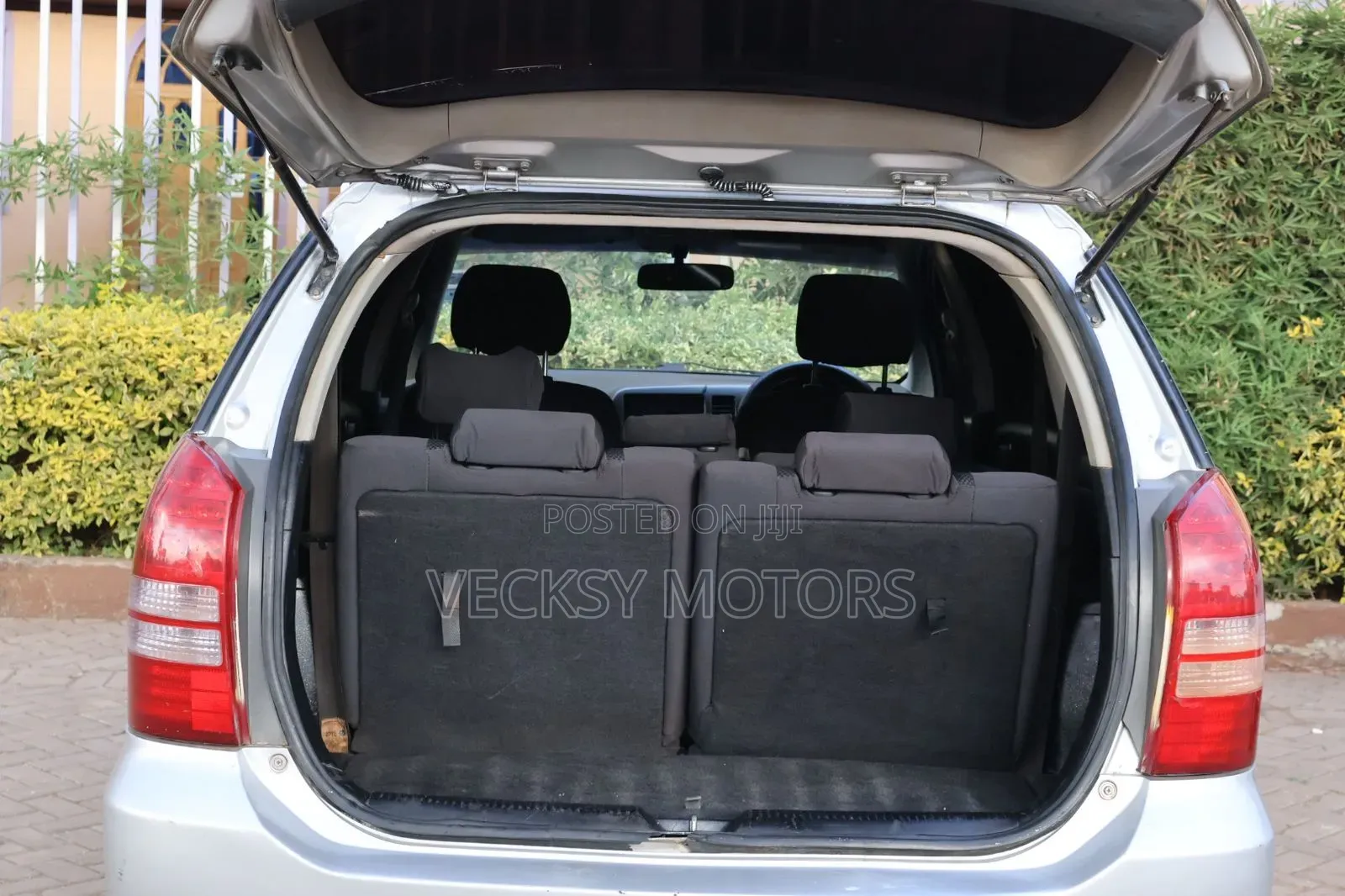 Toyota Wish 2003 Silver