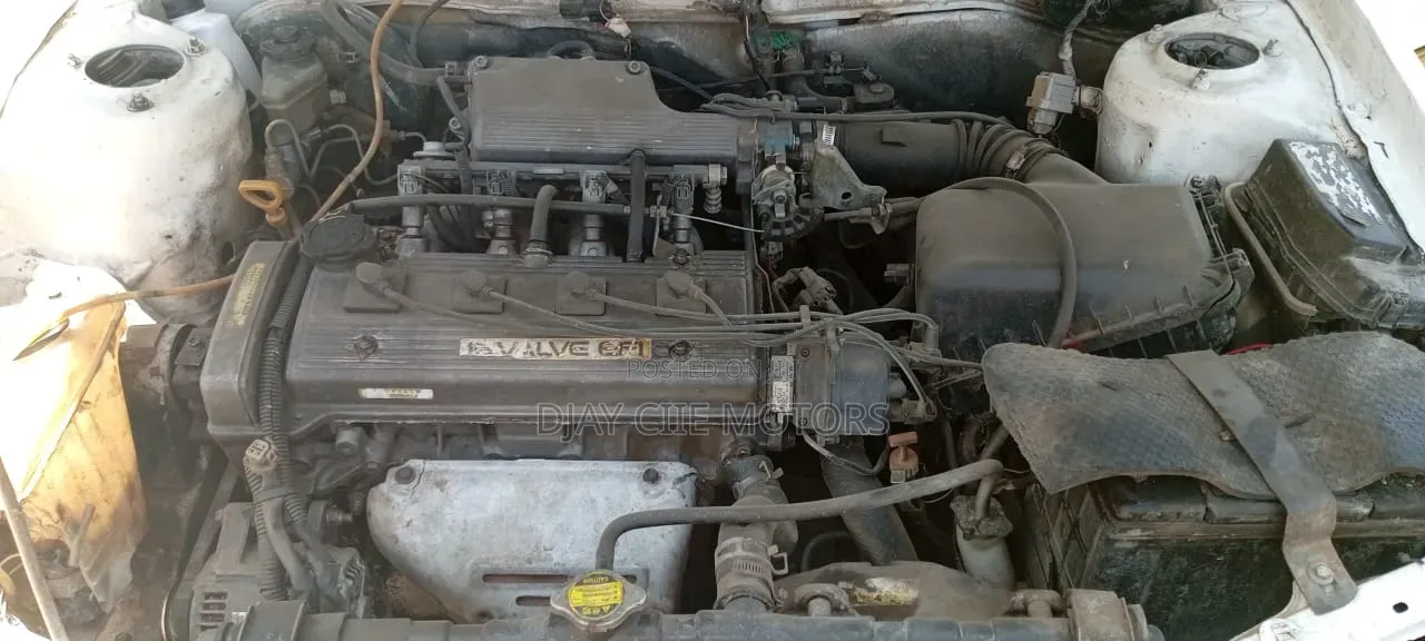Toyota Corona 1999 White