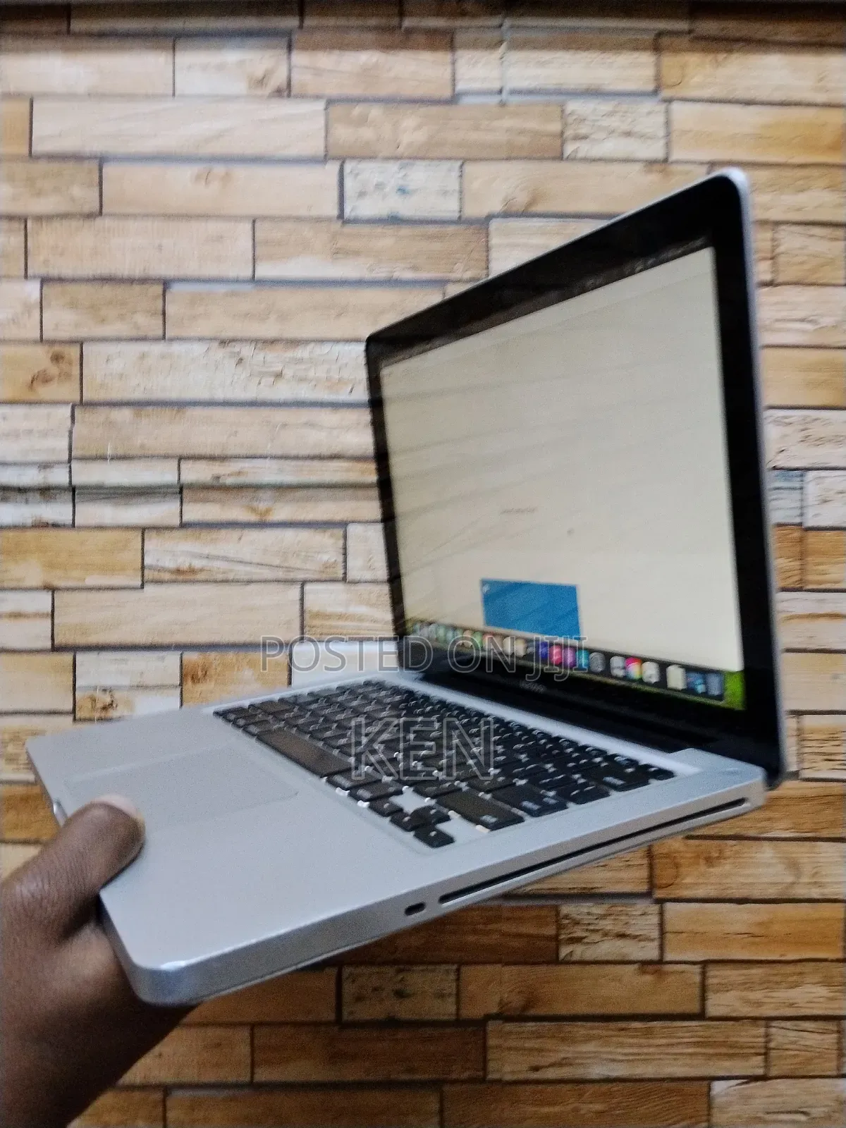 Laptop Apple MacBook 2012 6GB Intel Core i5 HDD 320GB