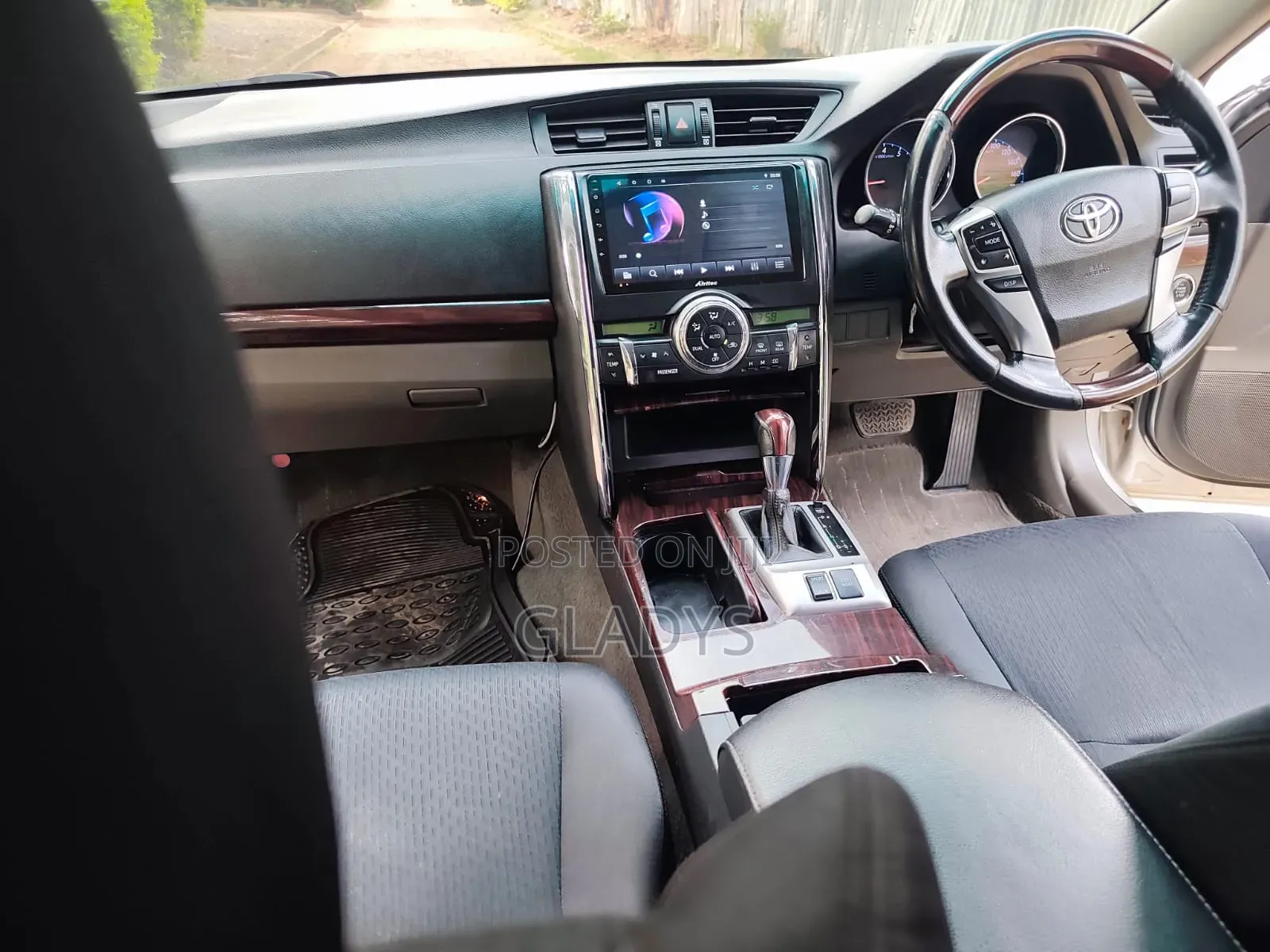 Toyota Mark X 2012 Silver
