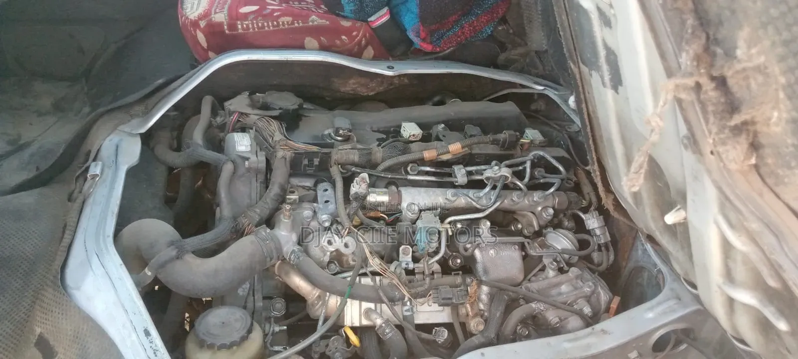 Toyota HiAce 2012 Silver