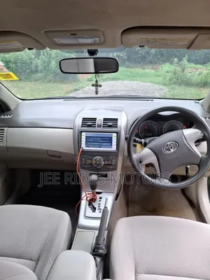 Toyota Axio 2011 Gray